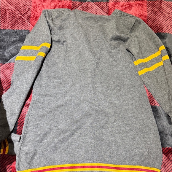 Warner Bros. Gray and Red Harry Potter Cardigan - Picture 4 of 4